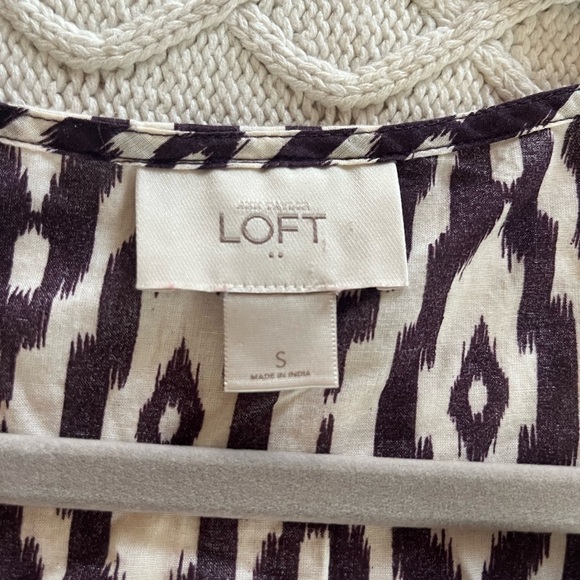 Loft Dark Purple & White Aztec Design, Cotton summer Blouse women’s SZ Small - Picture 10 of 14